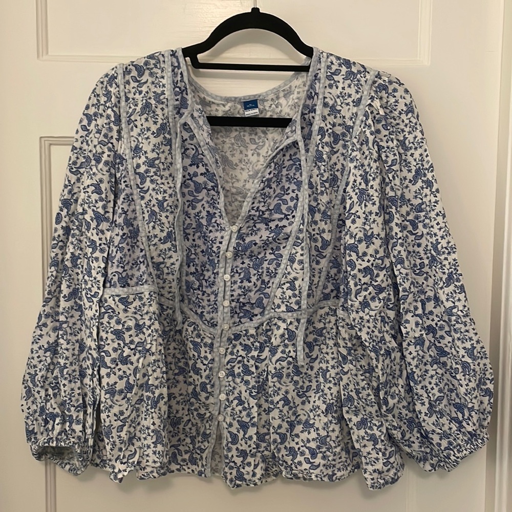 Petite XL blue and white balloon sleeve blouse